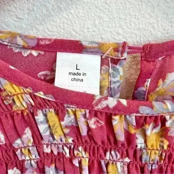 NWT Evsie Girls Floral Smocked Chest Bell Sleeve Blouse Size Large - Picture 2 of 10